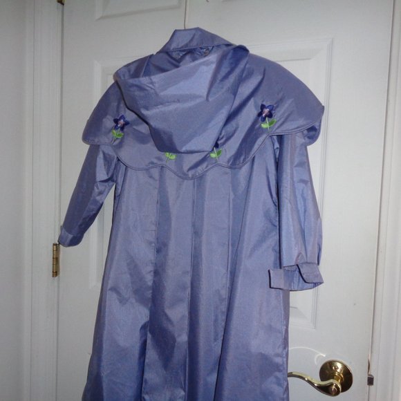 GIRL'S VINTAGE ROTHCHILD FLORAL JHOODED TRENCH COAT SIZE 8, LAVENDER - Picture 2 of 6